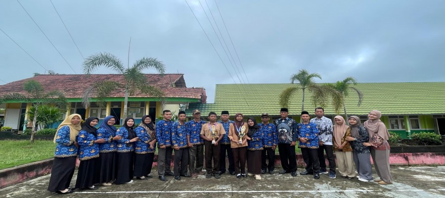 SENYUM (Semangat, Nyaman, Unggul dan Mandiri)