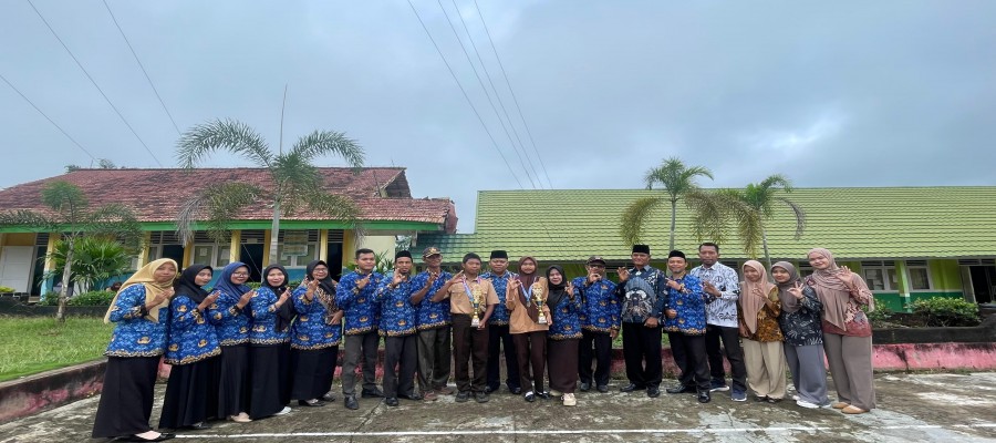 SENYUM (Semangat, Nyaman, Unggul dan Mandiri)